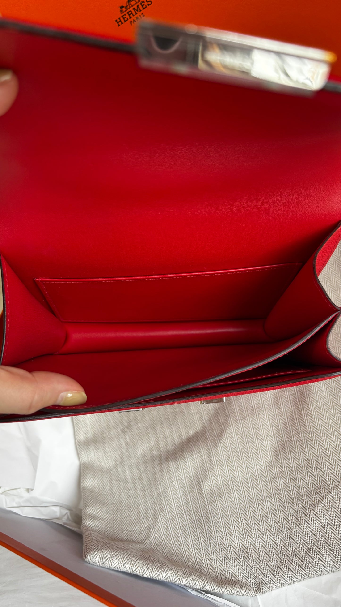 Constance 18 Rouge Casaque Lacquer Hardware