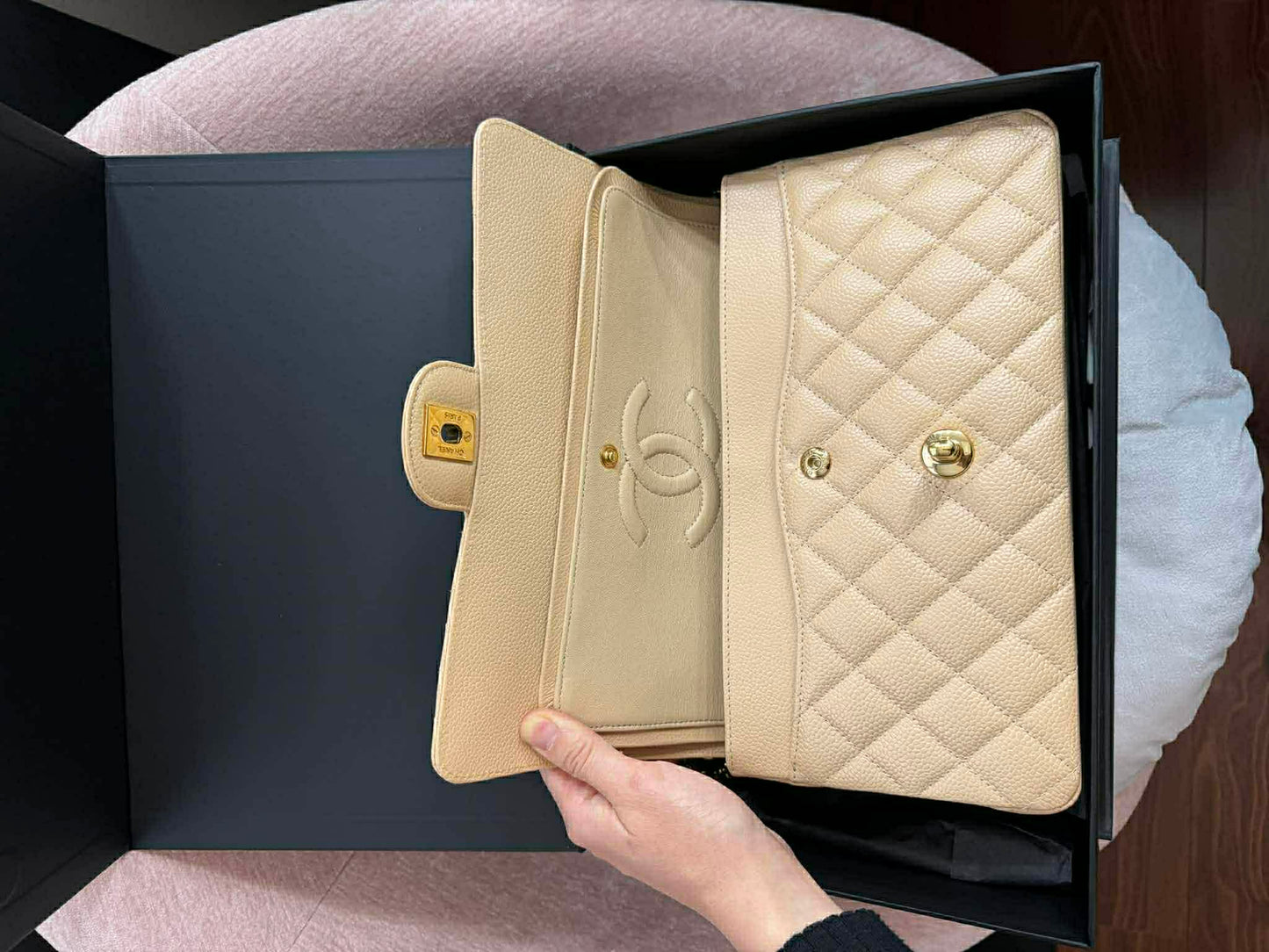Chanel Classic Flap Medium Beige (wire price)