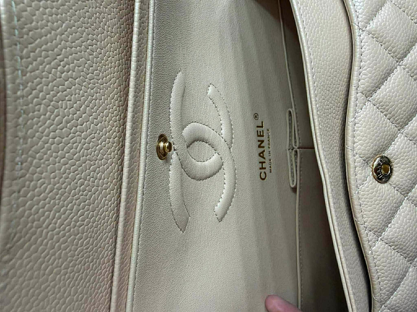 Chanel Classic Flap Medium Beige (wire price)