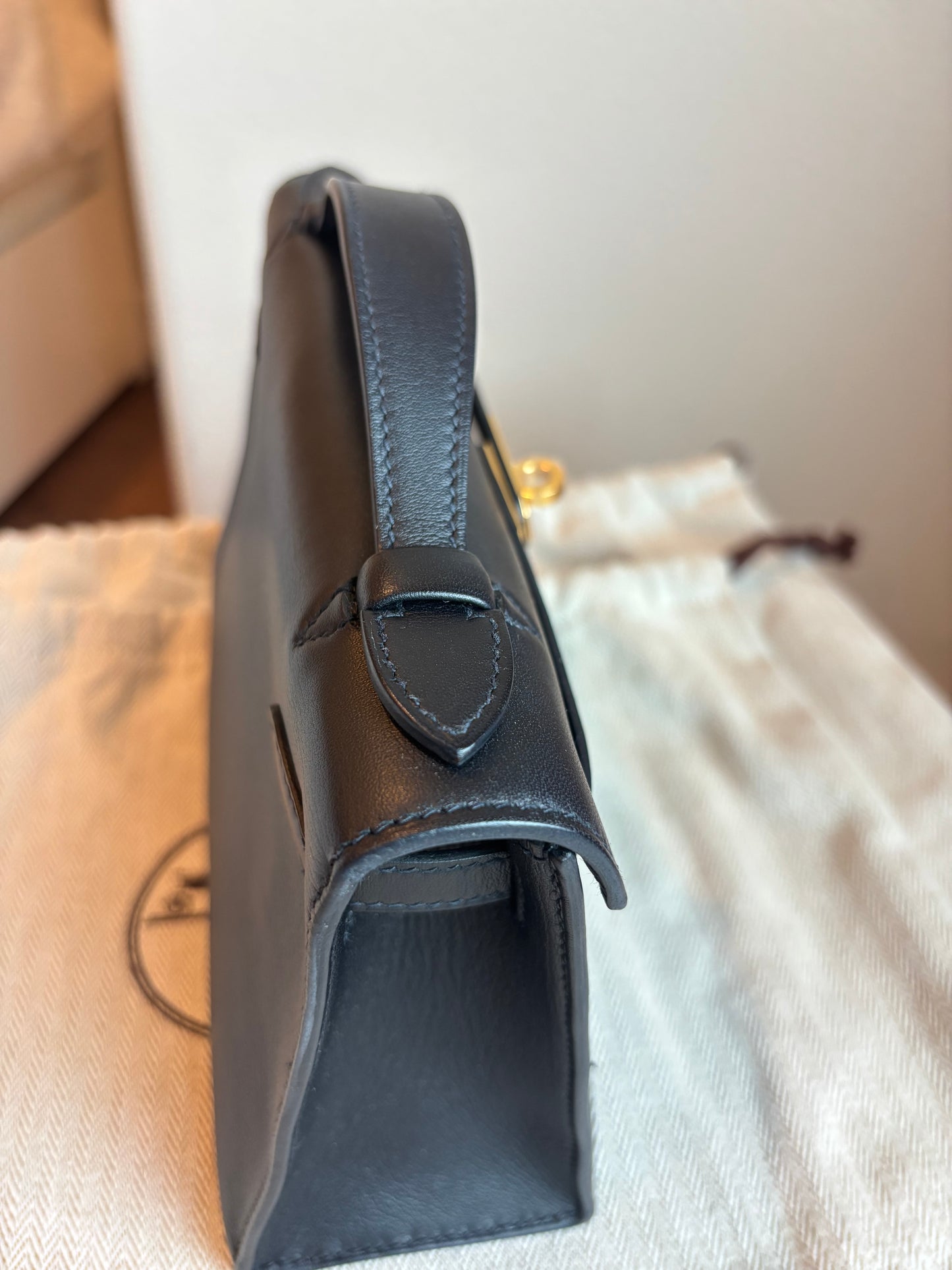Kelly Pochette Swift Black GHW