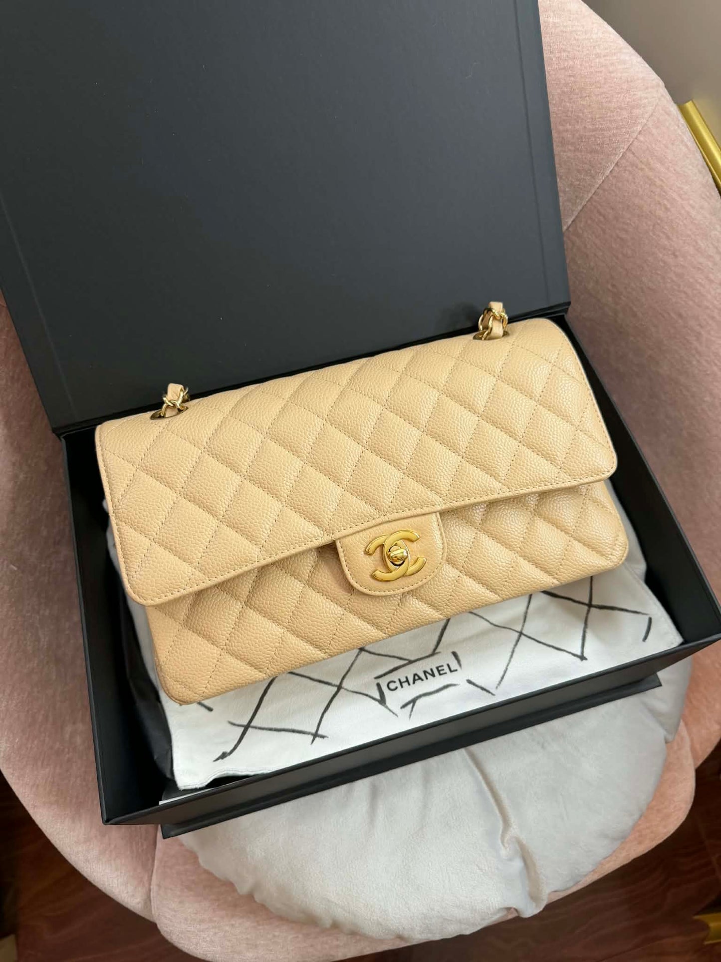 Chanel Classic Flap Medium Beige (wire price)
